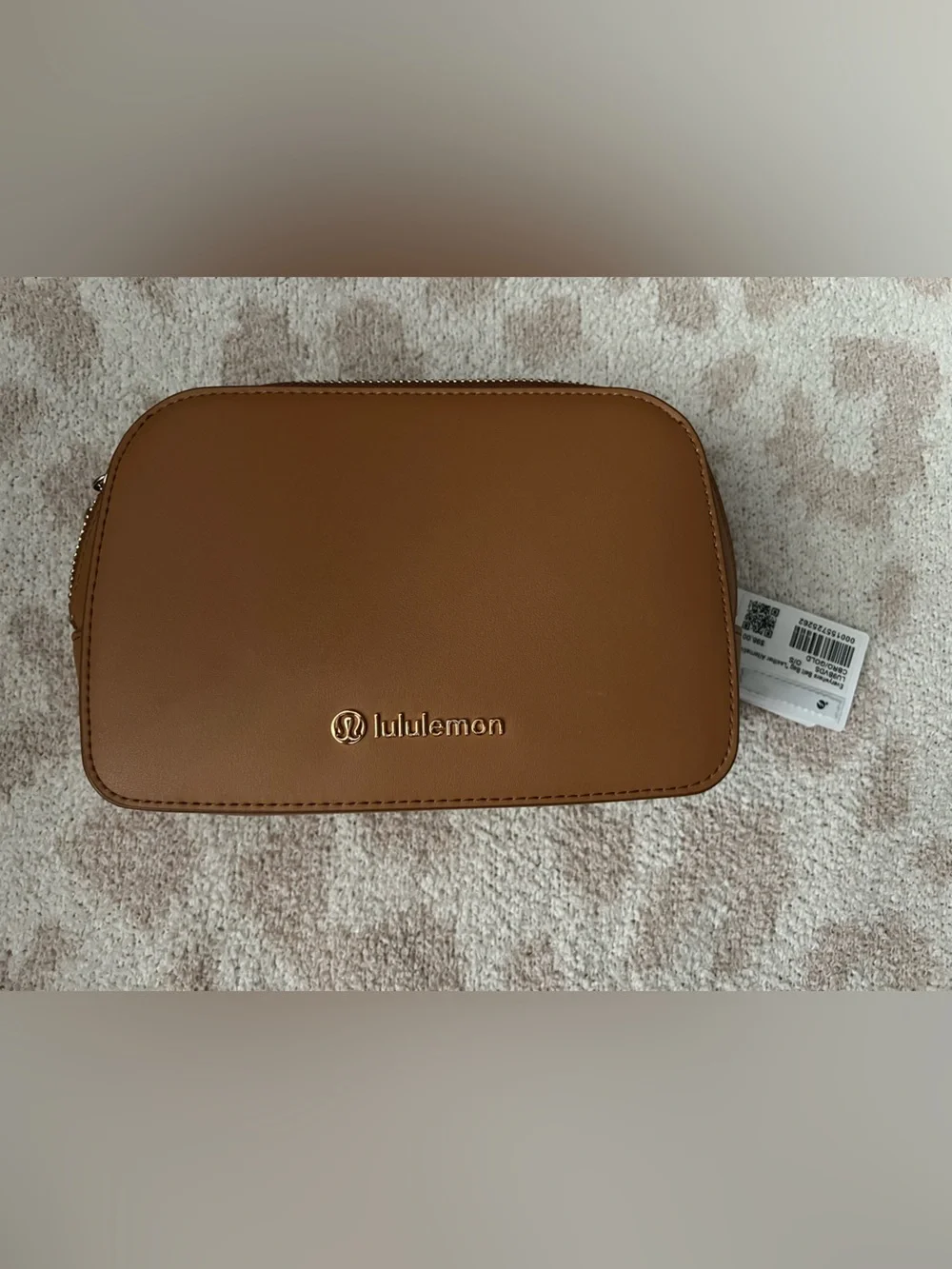 Lululemon Everywhere Beltbag “Cactus Leather”